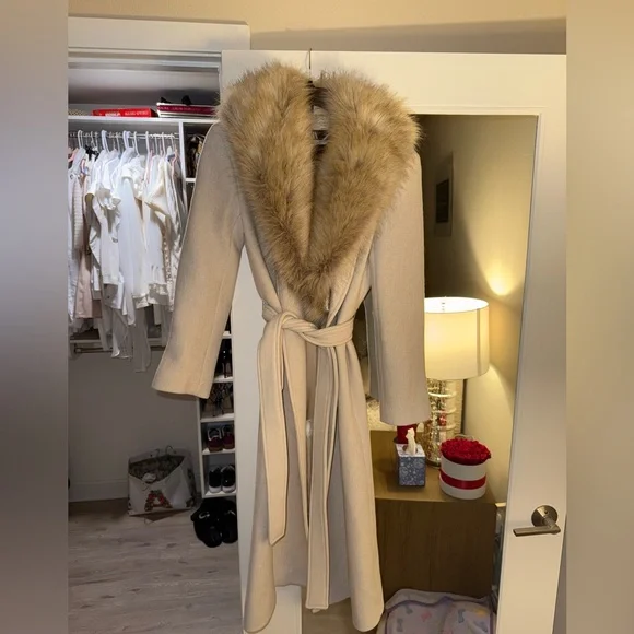 Never worn Zara coat - Picture 2 of 5